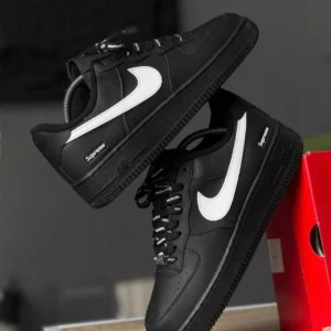 tennis nike supreme
